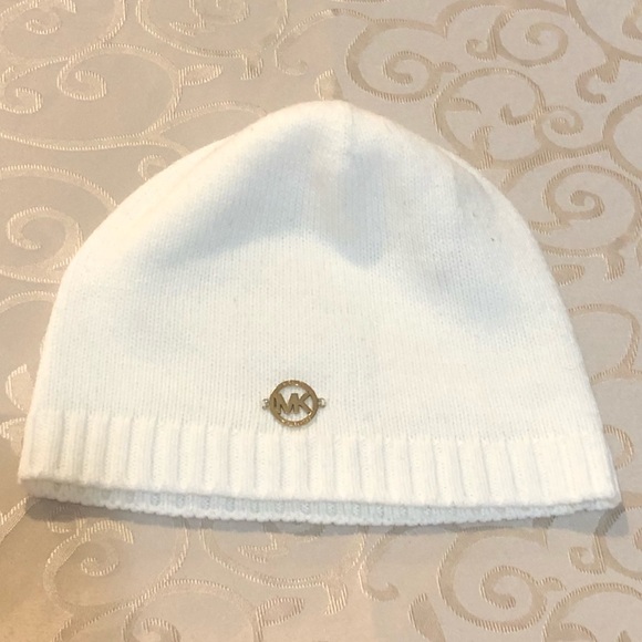 Michael Kors Hat & Scarf Set - Picture 2 of 7